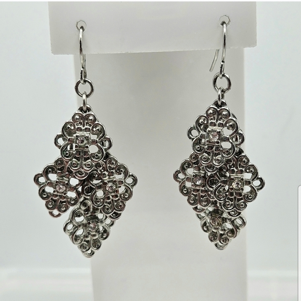 VINTAGE Silver Tone Articulated Filigree Links Dangle Earrings Fish Hook